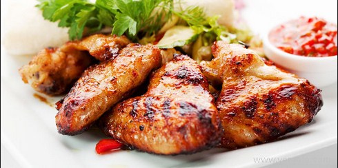 13 Destinasi kuliner khas Bali ini lezatnya minta ampun, kunjungi ya!