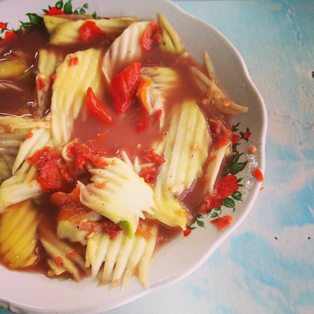 13 Destinasi kuliner khas Bali ini lezatnya minta ampun, kunjungi ya!