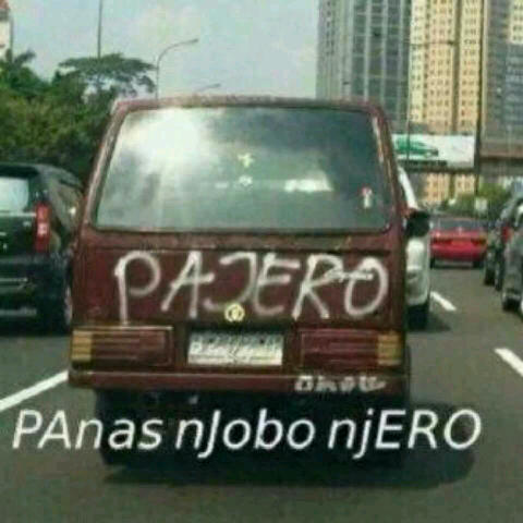 24 Tulisan lucu di bak truk ini dijamin bikin kamu senyum sendiri!