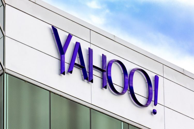 Yahoo dituntut mantan pegawai karena pelanggaran kontrak kerja