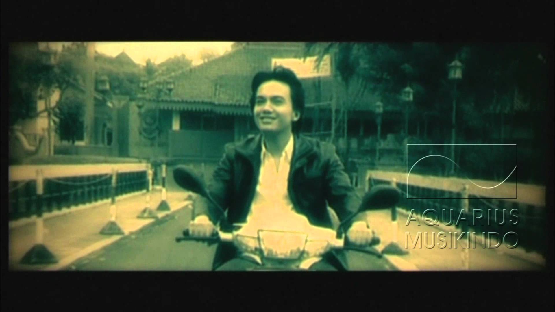 Awet mudanya Sahrul Gunawan, dari 1996 sampai sekarang tetap ganteng! Awet mudanya Sahrul Gunawan, dari 1996 sampai sekarang tetap ganteng!