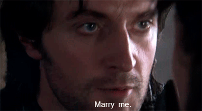 10 Hal ini harus kamu pikirkan bila mantanmu kembali dan ajak nikah!