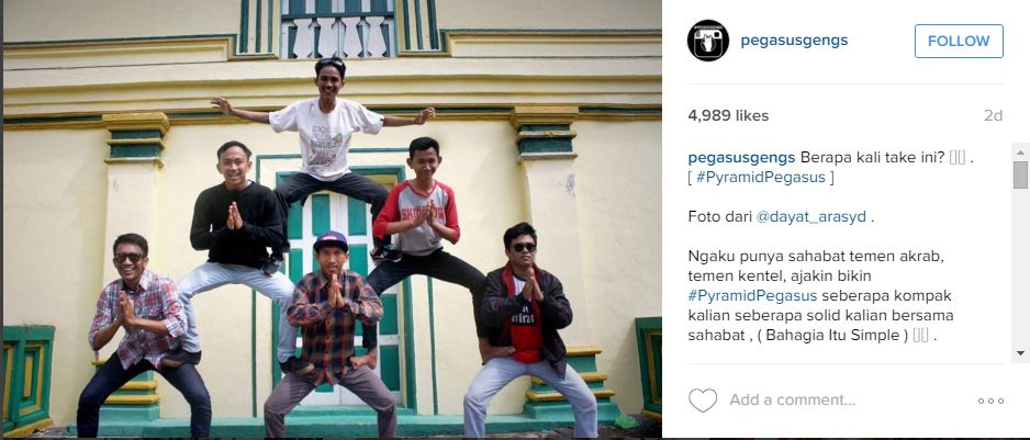 Lupakan pose di zebra cross, tren selfie terbaru ini lebih menantang!