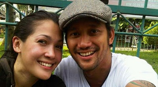 19 Artis yang jatuh dipelukan duda, jodoh memang tak ada yang tahu... 19 Artis yang jatuh dipelukan duda, jodoh memang tak ada yang tahu...