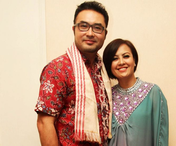 19 Artis yang jatuh dipelukan duda, jodoh memang tak ada yang tahu... 19 Artis yang jatuh dipelukan duda, jodoh memang tak ada yang tahu...