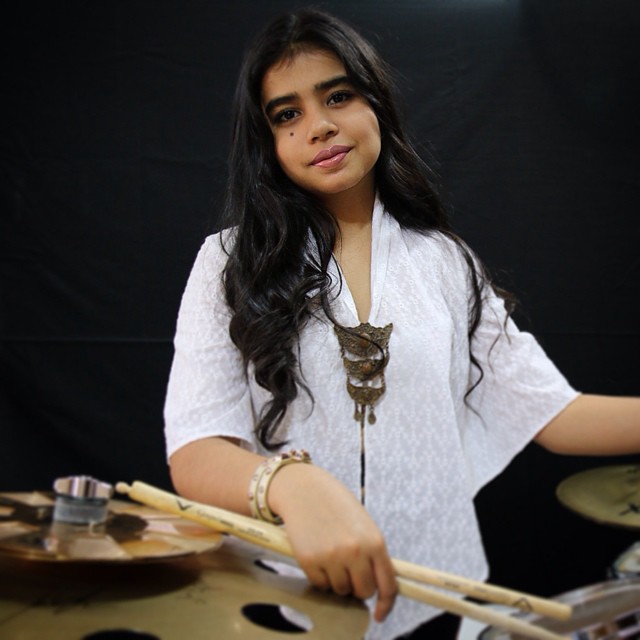 Apa kabar JP Millenix? Kini drummer cilik IMB ini makin cantik jelita
