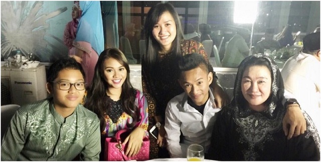 15 Pertanyaan yang masih tersimpan untuk sang mantan, kamu juga? 15 Pertanyaan yang masih tersimpan untuk sang mantan, kamu juga?