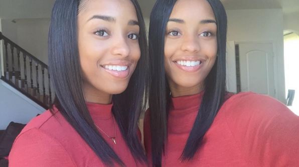 Foto ini bikin kamu bingung, coba tebak mana ibu mana anaknya? Foto ini bikin kamu bingung, coba tebak mana ibu mana anaknya?