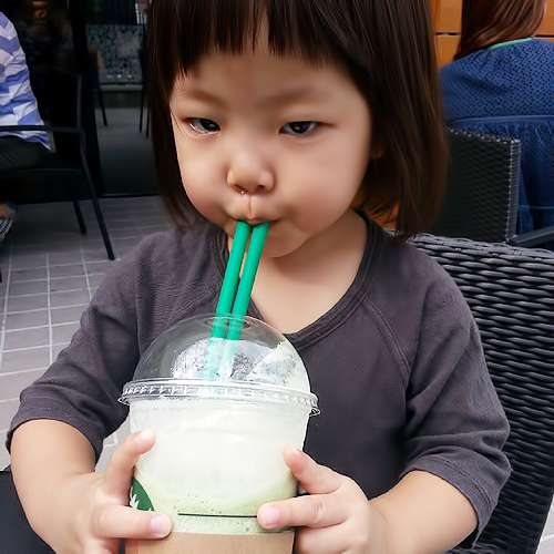 21 Dedek gemes anak selebriti Korea, bikin gregetan pengen nyubit!