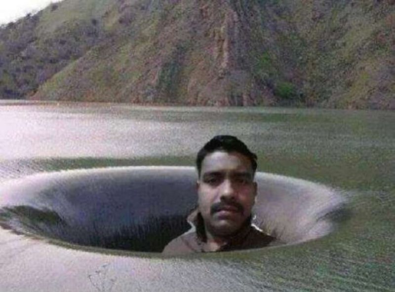 16 Photoshop ala orang India yang kocak abis, bikin ngakak!