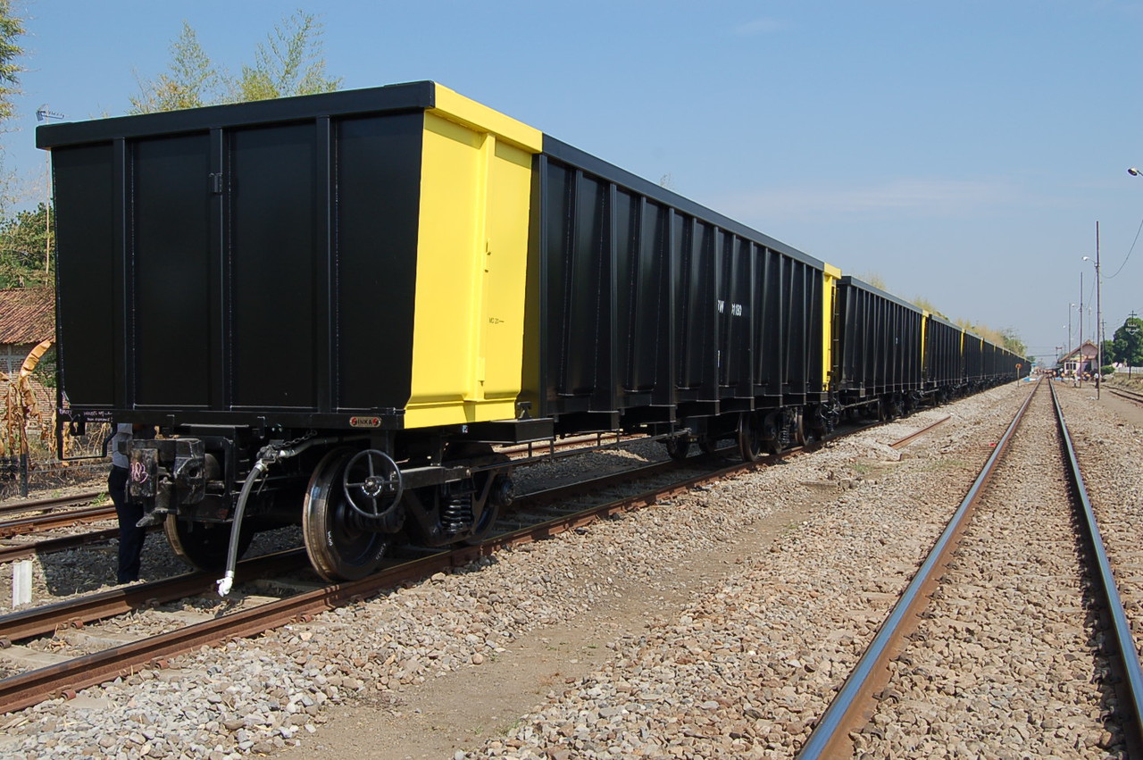 25 Deretan kereta api keren buatan anak bangsa, kami ikut bangga! 25 Deretan kereta api keren buatan anak bangsa, kami ikut bangga!