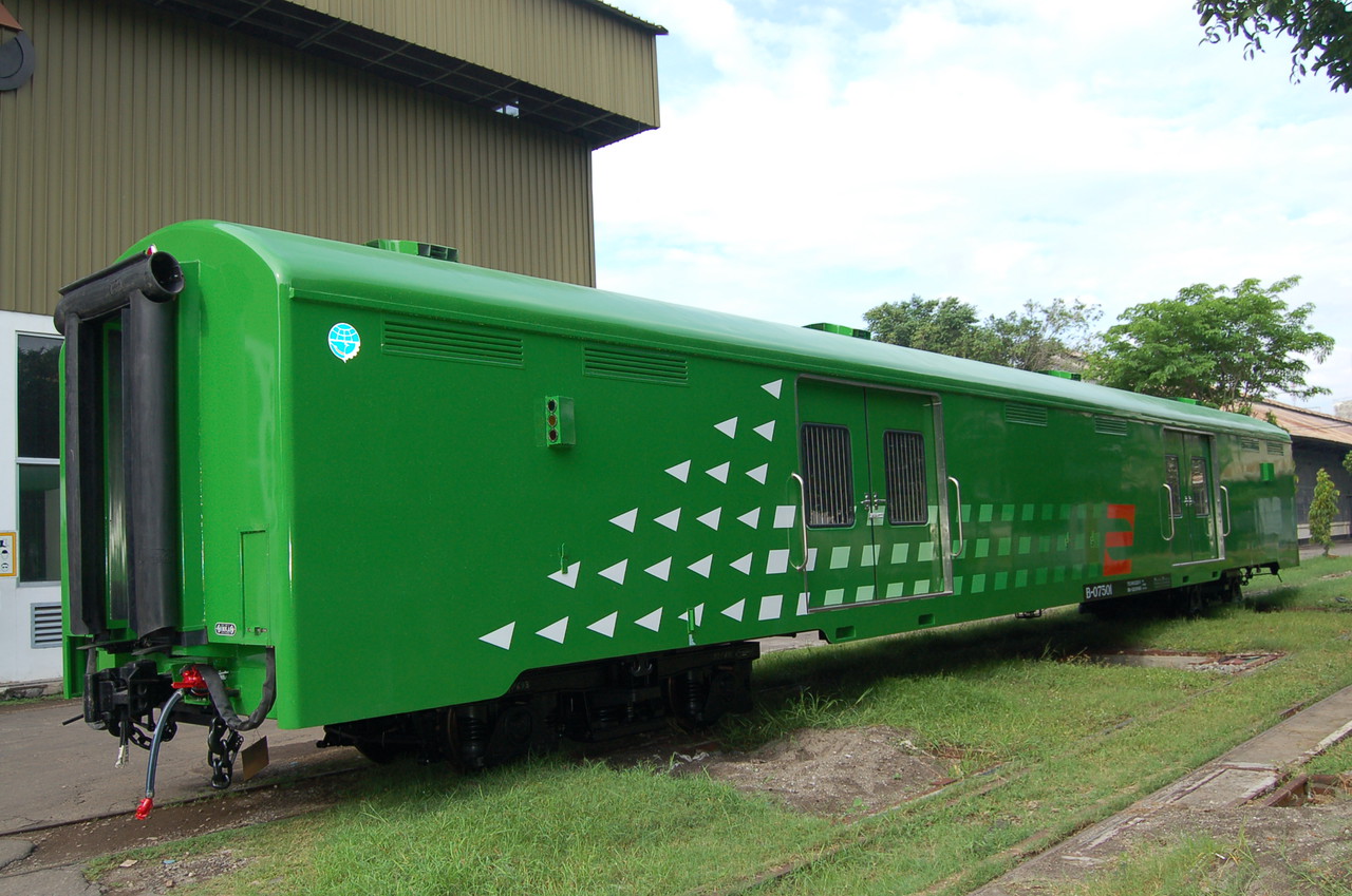 25 Deretan kereta api keren buatan anak bangsa, kami ikut bangga! 25 Deretan kereta api keren buatan anak bangsa, kami ikut bangga!