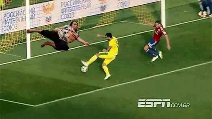 19 Foto editan wanita ketiduran di mal ini bikin ngakak guling-guling 19 Foto editan wanita ketiduran di mal ini bikin ngakak guling-guling