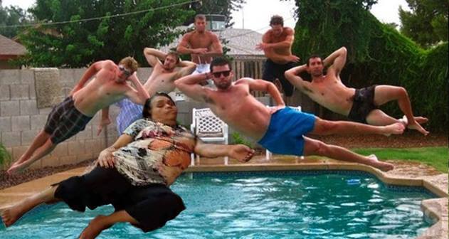 19 Foto editan wanita ketiduran di mal ini bikin ngakak guling-guling 19 Foto editan wanita ketiduran di mal ini bikin ngakak guling-guling