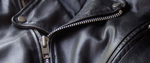 20 Trik merawat pakaian agar terlihat baru, coba buktikan!