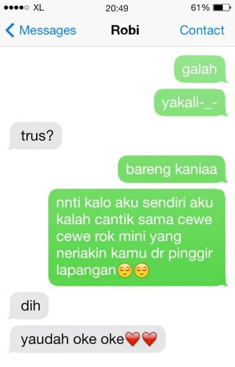 SMS 'drama' percintaan anak muda ini bikin 'baper' juga menggelikan
