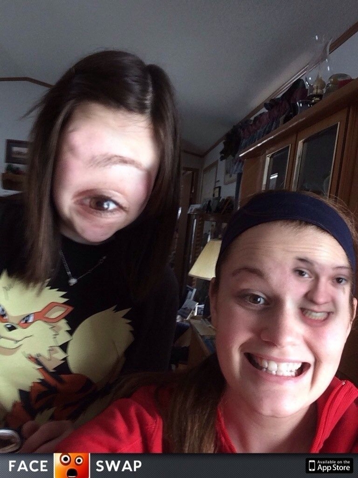 20 Foto hasil editan aplikasi Face Swap ini malah bikin merinding