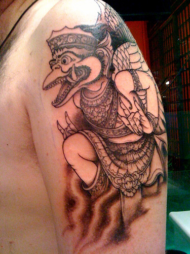 Nggak cuma seni  motif tato  khas Indonesia ini juga jadi 