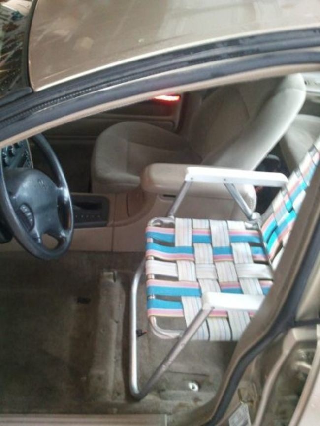 34 Foto reparasi mobil 'low budget' ini bikin ketawa ngakak, gokil!