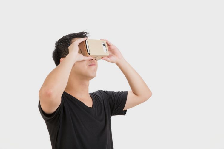 VR besutan Google kemungkinan tak butuh bantuan smartphone