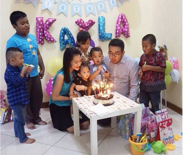 Cantiknya Angkie Yudistia, penyandang disabilitas yang sukses jadi CEO Cantiknya Angkie Yudistia, penyandang disabilitas yang sukses jadi CEO