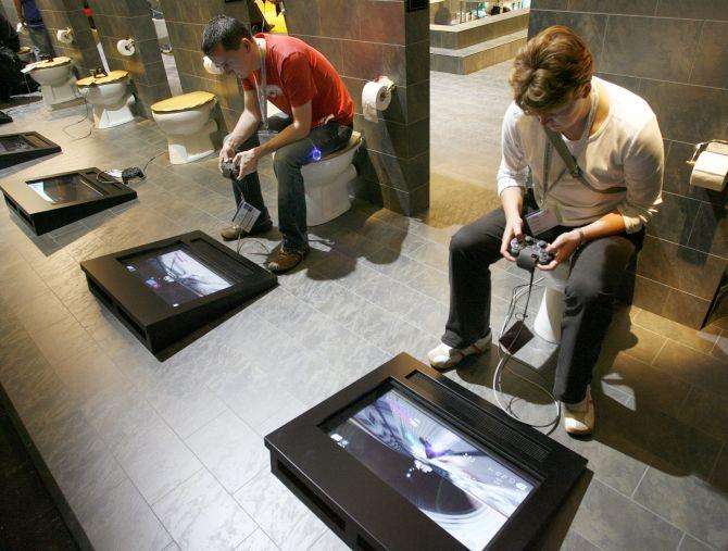 20 Desain toilet antimainstream, di Indonesia nggak kalah keren!