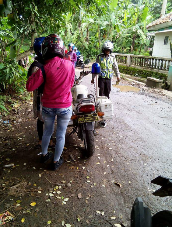 Netizen keluhkan tilangan polisi di jalan desa
