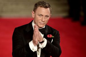 'Pensiun' jadi James Bond, Daniel Craig resmi main di serial TV