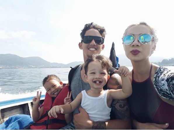 Kabar terbaru Irfan Bachdim, jadi hot papa ganteng di Jepang