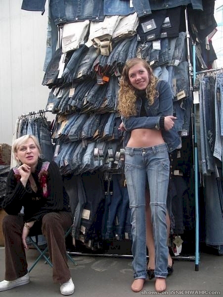 Perlu dua kali melihat untuk tahu keanehan gambar ini, coba saja! Perlu dua kali melihat untuk tahu keanehan gambar ini, coba saja!