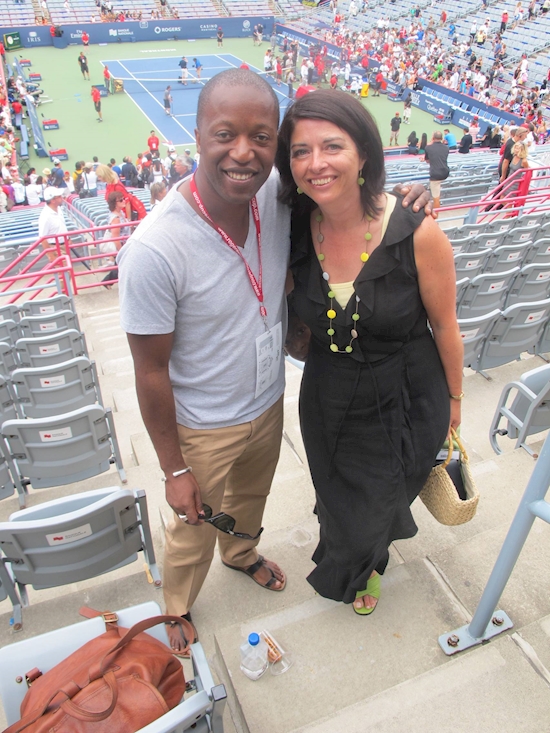 Perlu dua kali melihat untuk tahu keanehan gambar ini, coba saja! Perlu dua kali melihat untuk tahu keanehan gambar ini, coba saja!