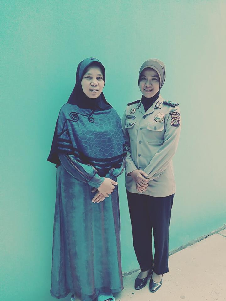 Mengenal Bripda Rizka Munawwaroh, polwan jelita penghafal Alquran