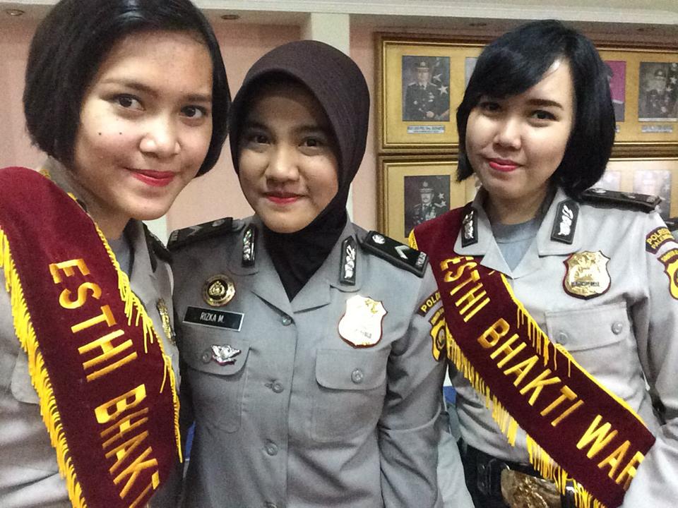 Mengenal Bripda Rizka Munawwaroh, polwan jelita penghafal Alquran