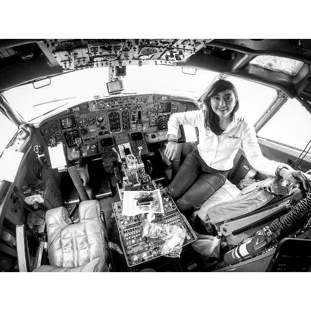 10 Deretan pilot cantik Indonesia yang siap menerbangkan hatimu, aw! 10 Deretan pilot cantik Indonesia yang siap menerbangkan hatimu, aw!