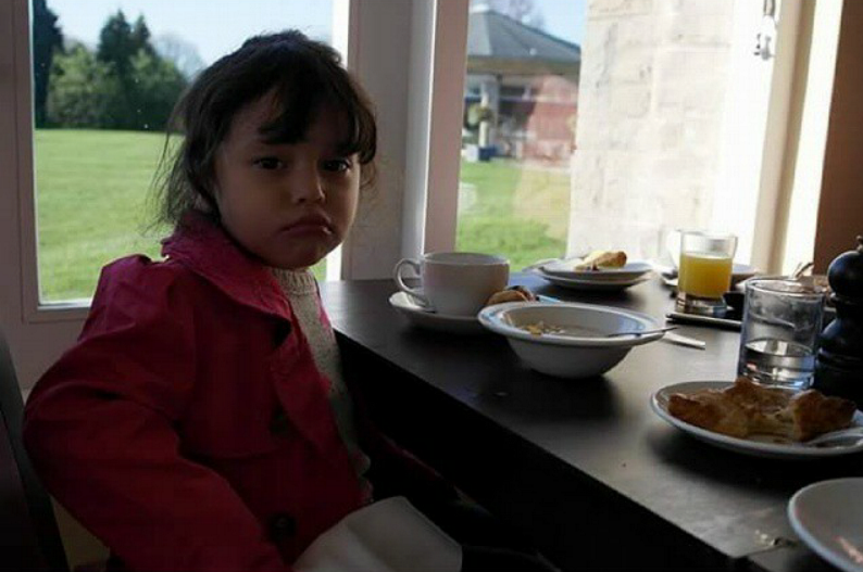 Imut & menggemaskannya Chelsea Pearce, adik Pevita Pearce