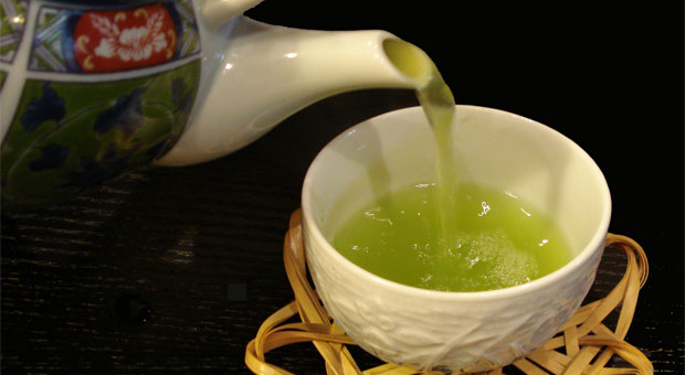 Ganti kebiasaan kamu ngopi di pagi hari dengan teh hijau, lebih sehat! Ganti kebiasaan kamu ngopi di pagi hari dengan teh hijau, lebih sehat!