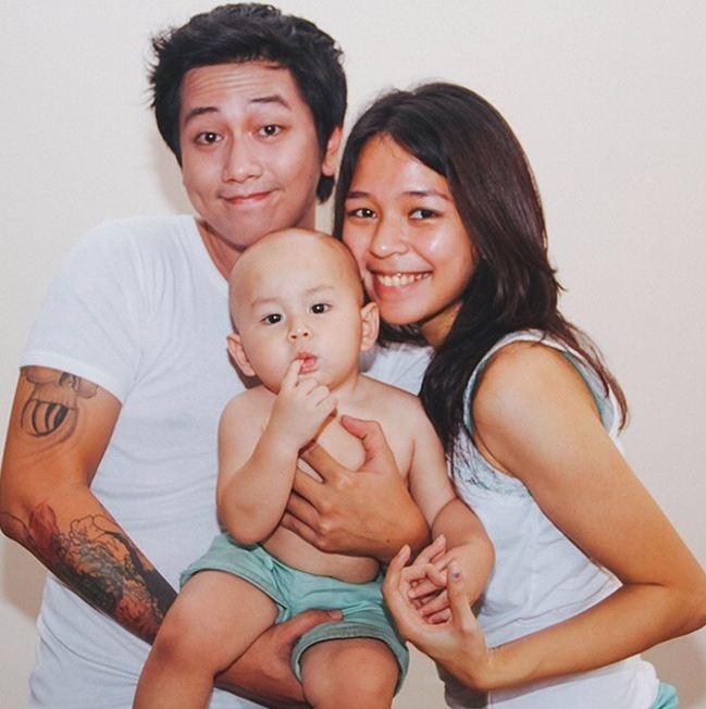 Anjasmara sudah punya cucu nan menggemaskan lho, ini dia foto-fotonya Anjasmara sudah punya cucu nan menggemaskan lho, ini dia foto-fotonya