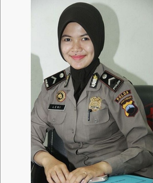 Leni Tri Astuti, Polwan muda yang pernah jadi Duta Wisata Purbalingga Leni Tri Astuti, Polwan muda yang pernah jadi Duta Wisata Purbalingga