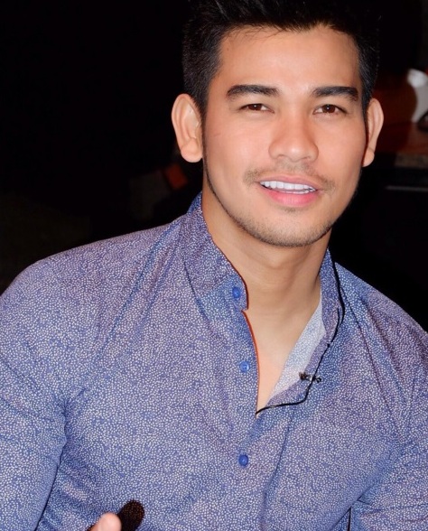 Leo Consul, artis ganteng asal Filipina ini yang eksis di Indonesia Leo Consul, artis ganteng asal Filipina ini yang eksis di Indonesia