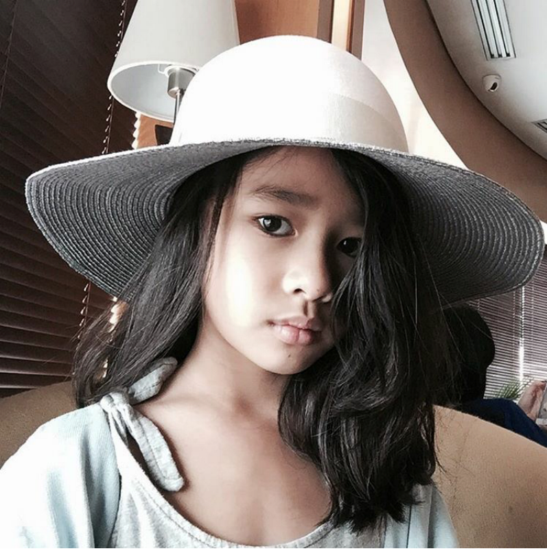 12 Foto Kimimela, cucu cantik nan modis dari keluarga Bakrie 12 Foto Kimimela, cucu cantik nan modis dari keluarga Bakrie