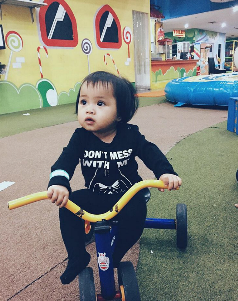 Lucu & menggemaskannya Mikaila Akyza Pratama, anak Ricky Harun-Herfiza Lucu & menggemaskannya Mikaila Akyza Pratama, anak Ricky Harun-Herfiza