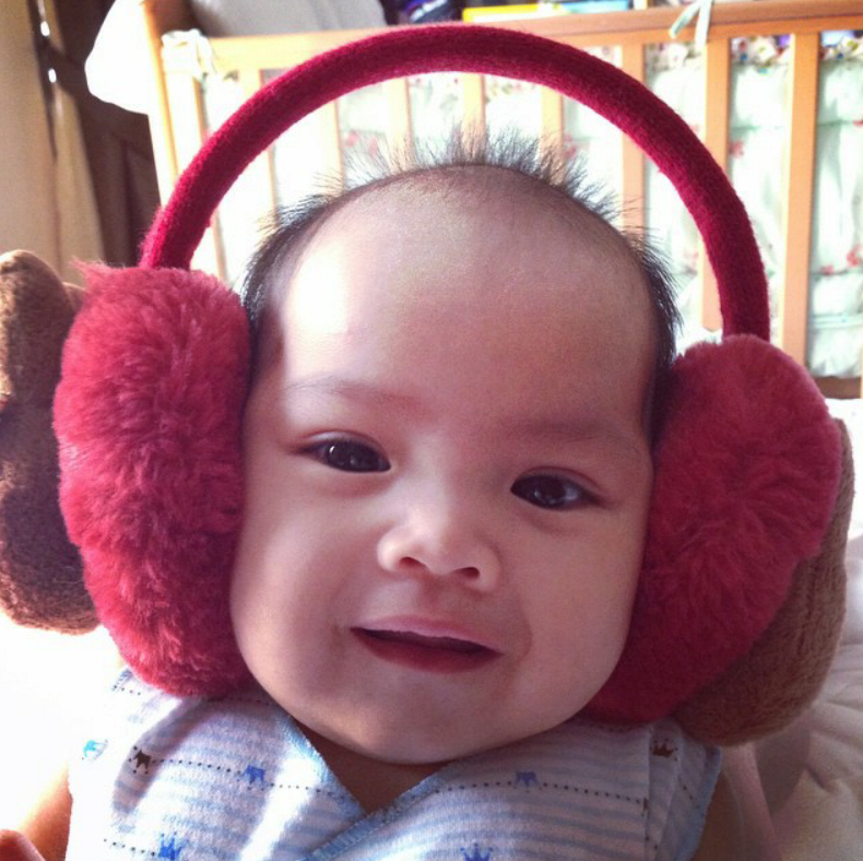 Lucu & menggemaskannya Mikaila Akyza Pratama, anak Ricky Harun-Herfiza