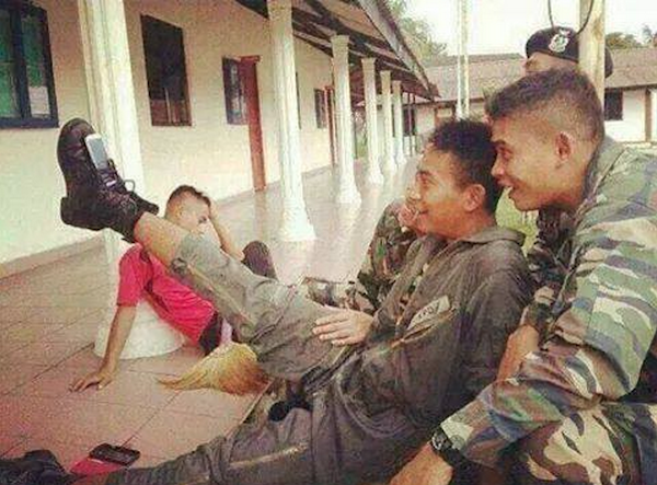 15 Tongsis antimainstream ala orang Indonesia, kreatif!