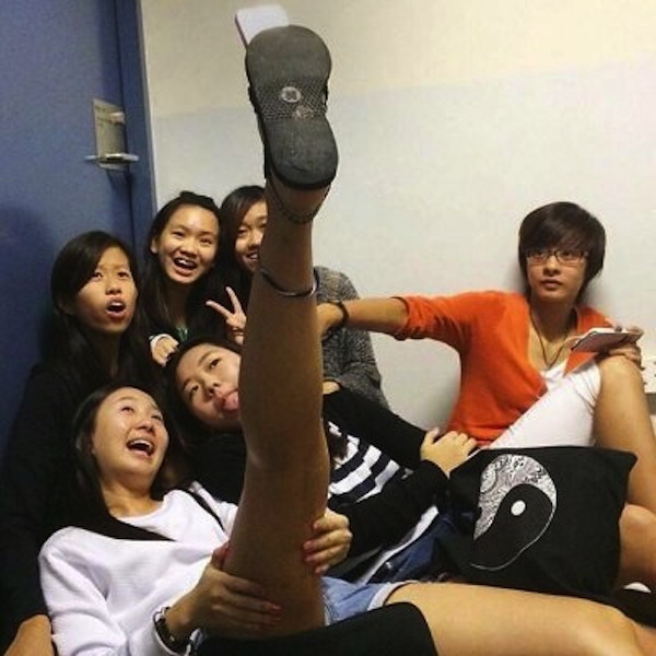 15 Tongsis antimainstream ala orang Indonesia, kreatif!