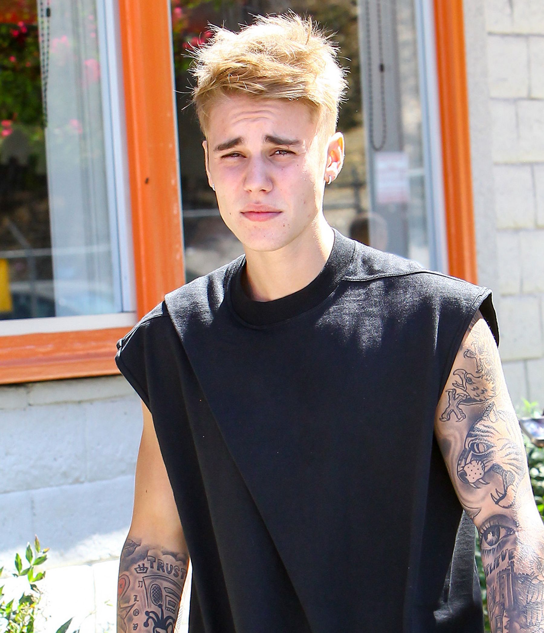 Transformasi gaya rambut Justin Bieber dari kalem hingga 