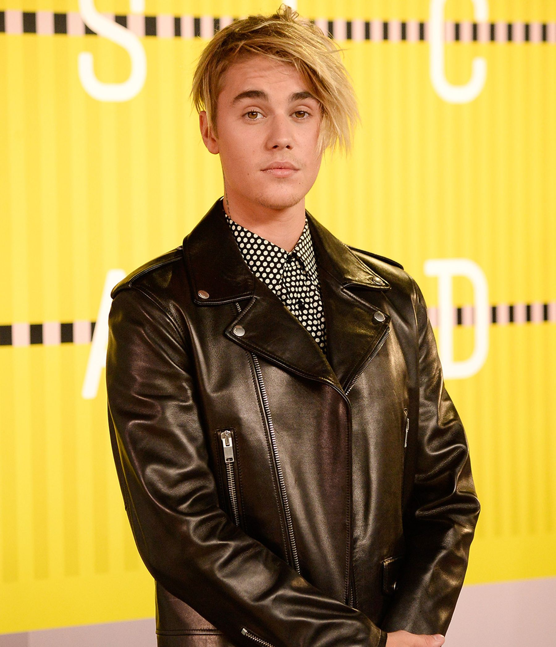 Transformasi gaya rambut Justin Bieber dari kalem hingga jadi bad boy!