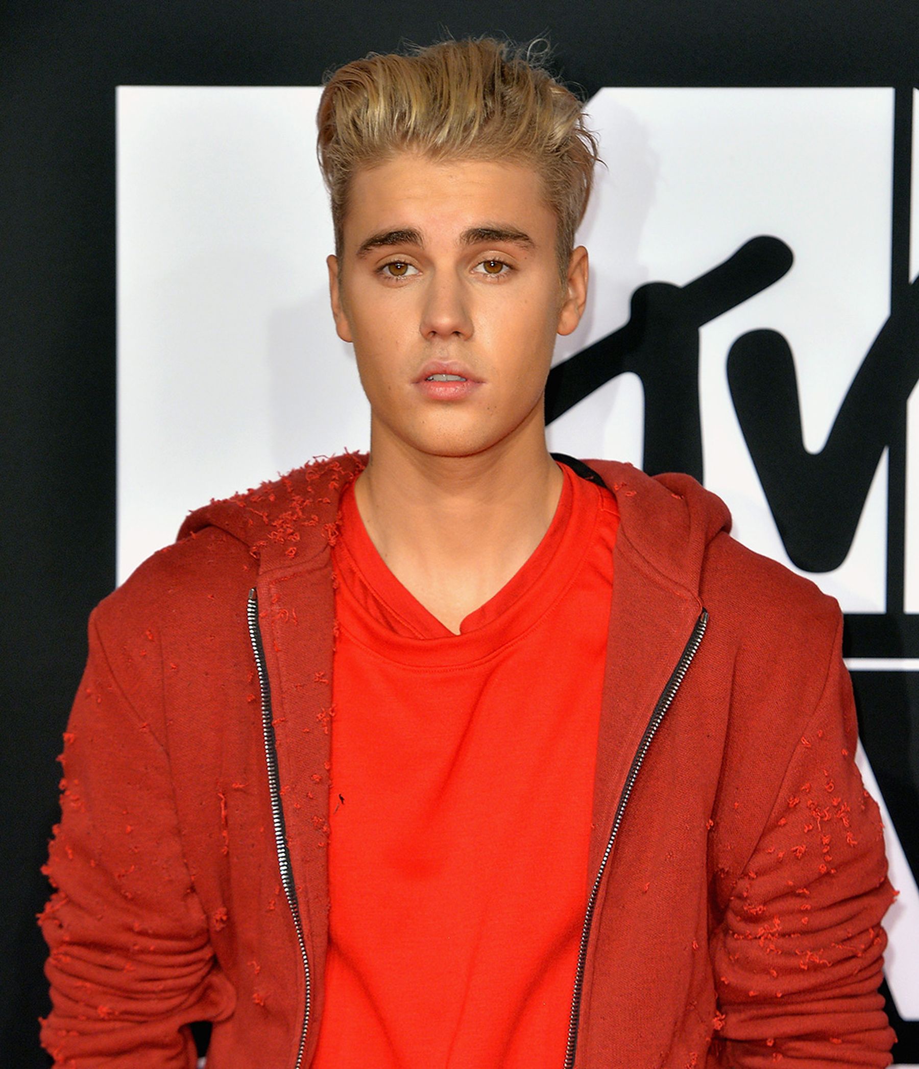 Transformasi gaya rambut Justin Bieber dari kalem hingga jadi bad boy!