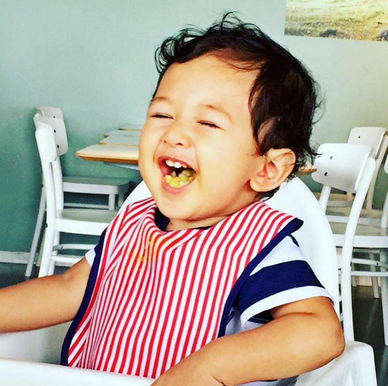 Kenalkan Kabay, putra imut dan ganteng Ferry Maryadi-Deswita Maharani Kenalkan Kabay, putra imut dan ganteng Ferry Maryadi-Deswita Maharani