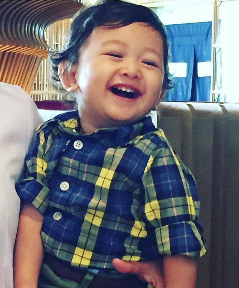 Kenalkan Kabay, putra imut dan ganteng Ferry Maryadi-Deswita Maharani Kenalkan Kabay, putra imut dan ganteng Ferry Maryadi-Deswita Maharani