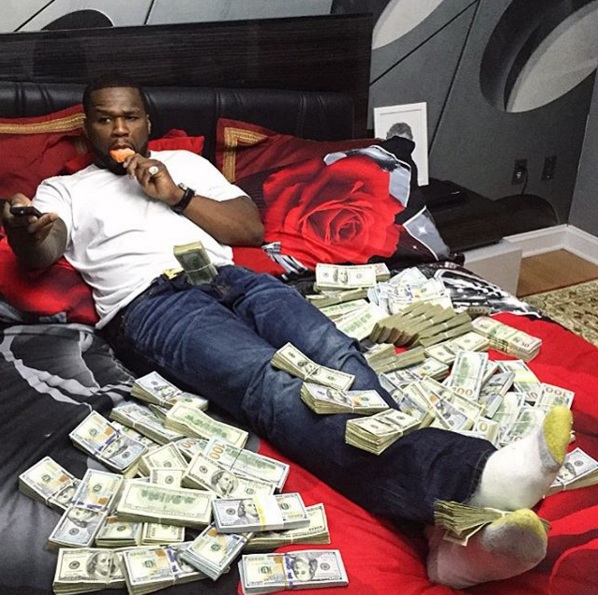 Ngaku sudah bangkrut, Curtis Jackson malah gila-gilaan pamer kekayaan Ngaku sudah bangkrut, Curtis Jackson malah gila-gilaan pamer kekayaan